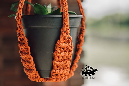 crochet plant hanger
